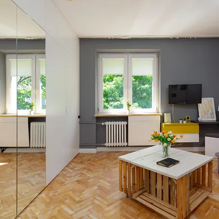 Апартаменты Starlight In By Renters
